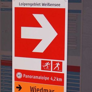 03_tourinfra_detail_loipenschild